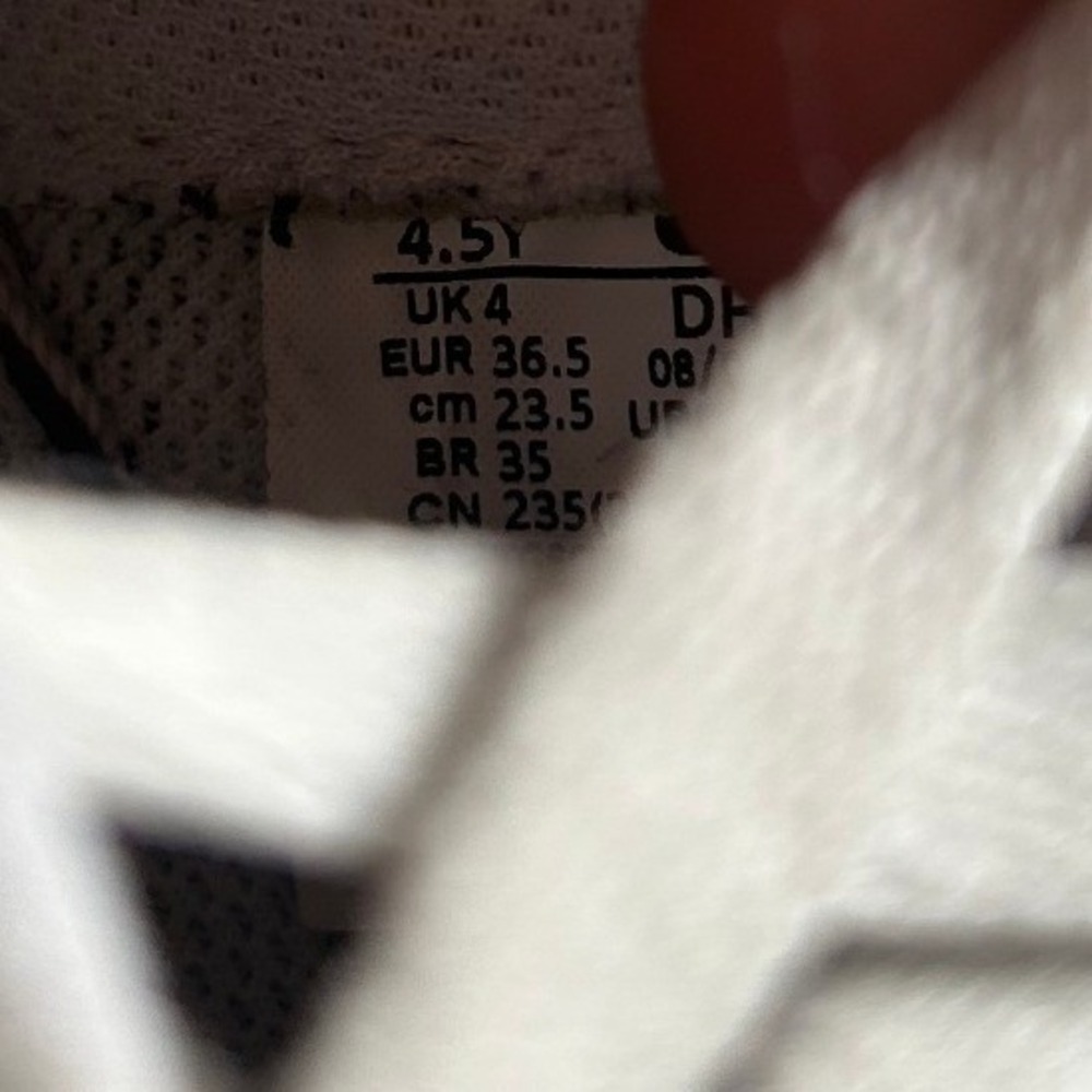 Nike Air Force 1 Low Triple White Kids Size 4.5Y 6W #2926 - Picture 6 of 6